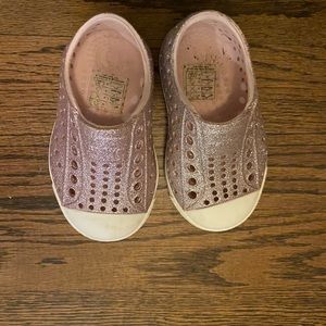 Native sparkle shoes